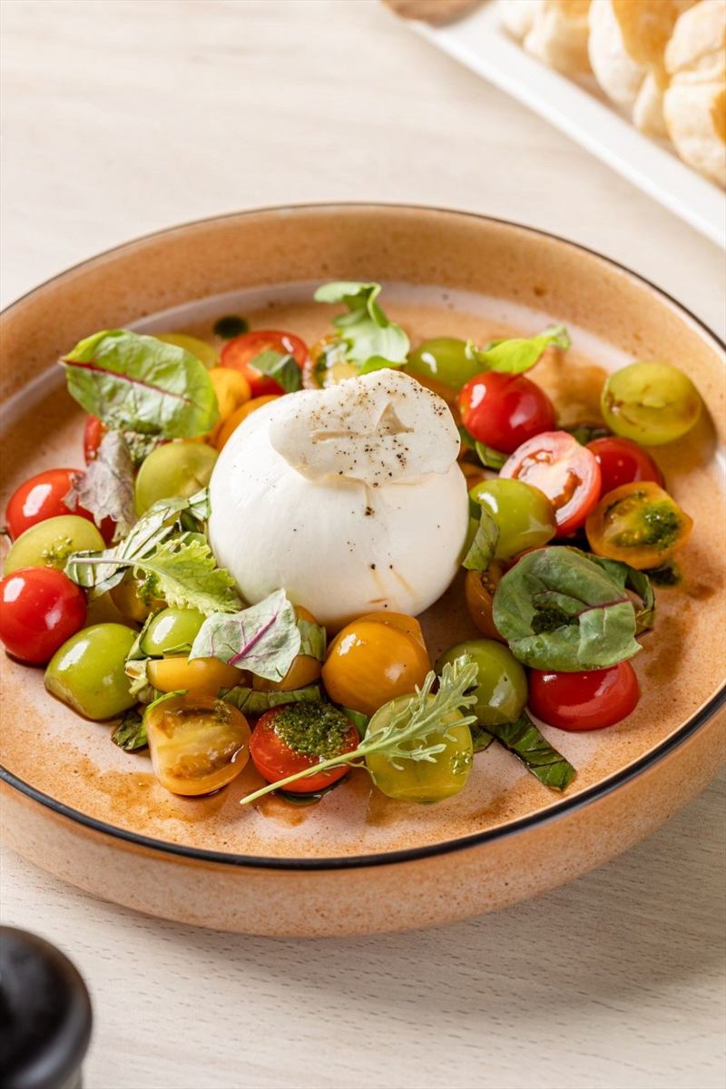 Burrata Salad at UPPER·T